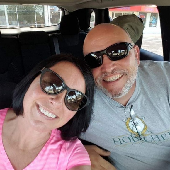 Meet your Posher, Lorraine - Picture 4 of 4